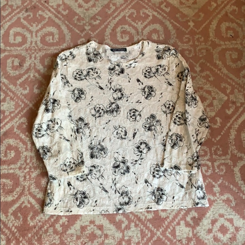 White lace floral top
